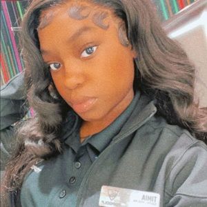 Meet your Posher, Timia